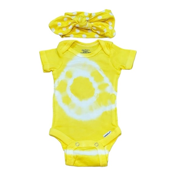 NEWBORN one piece with matching headband tie dye polka dots - Picture 1 of 4
